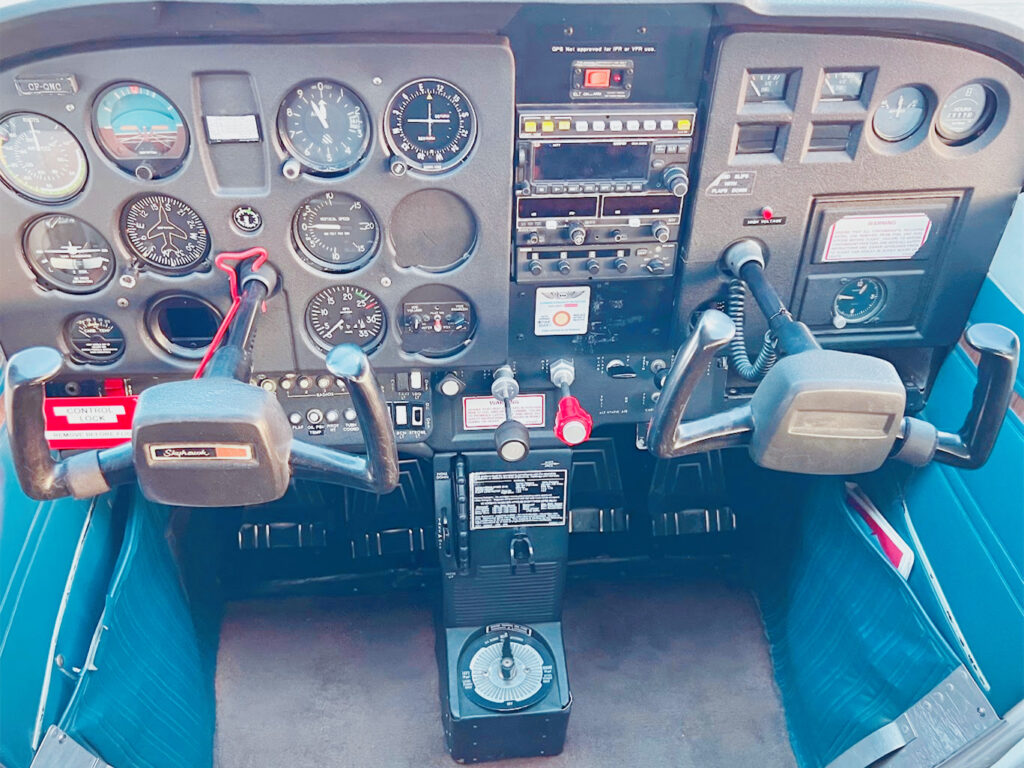 Cessna 172 Cockpit Six Pack