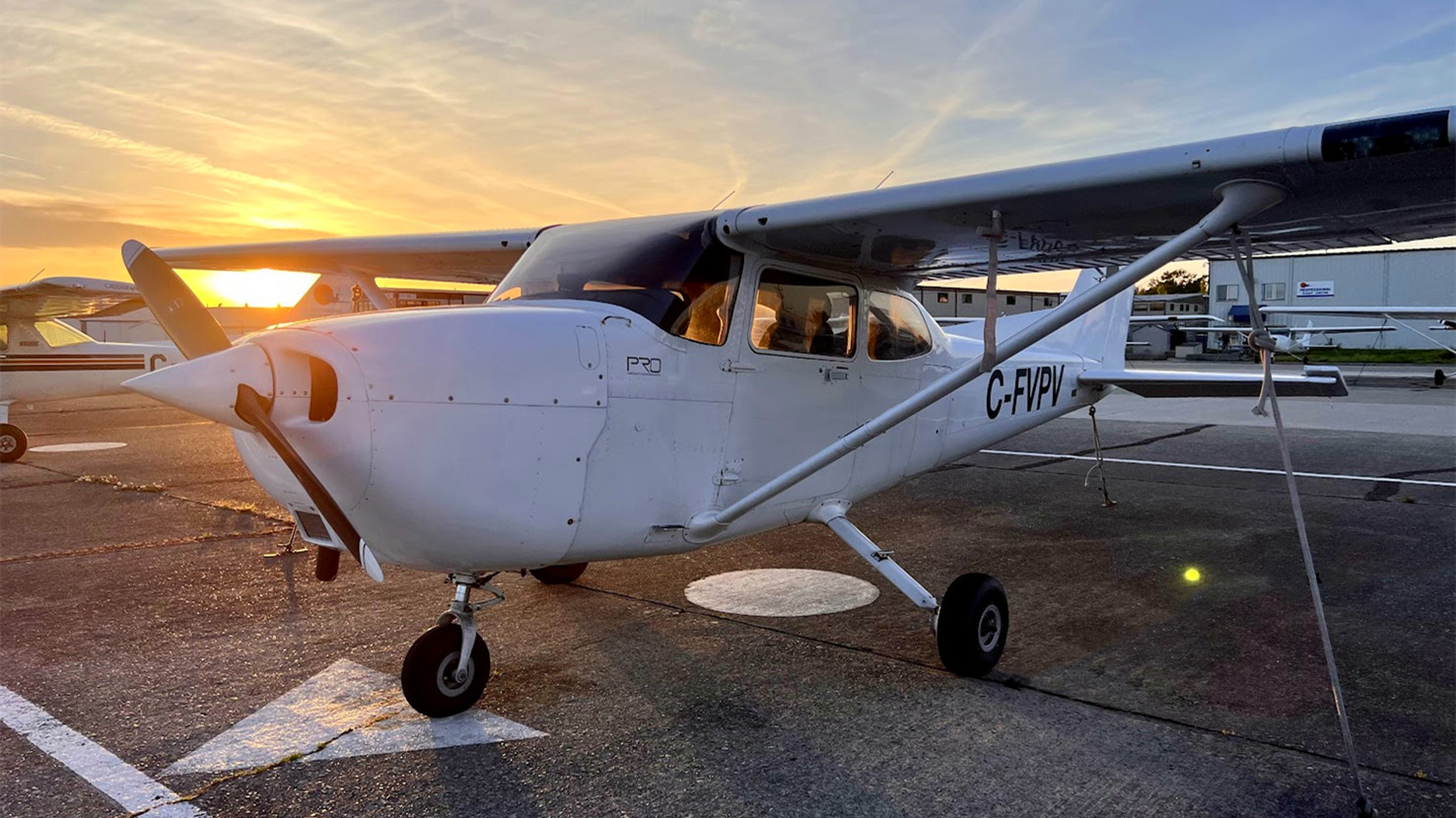 Cessna 172 Verbrauch Pro Stunde Cessna 172 Fleet | Pacific Professional Flight Centre